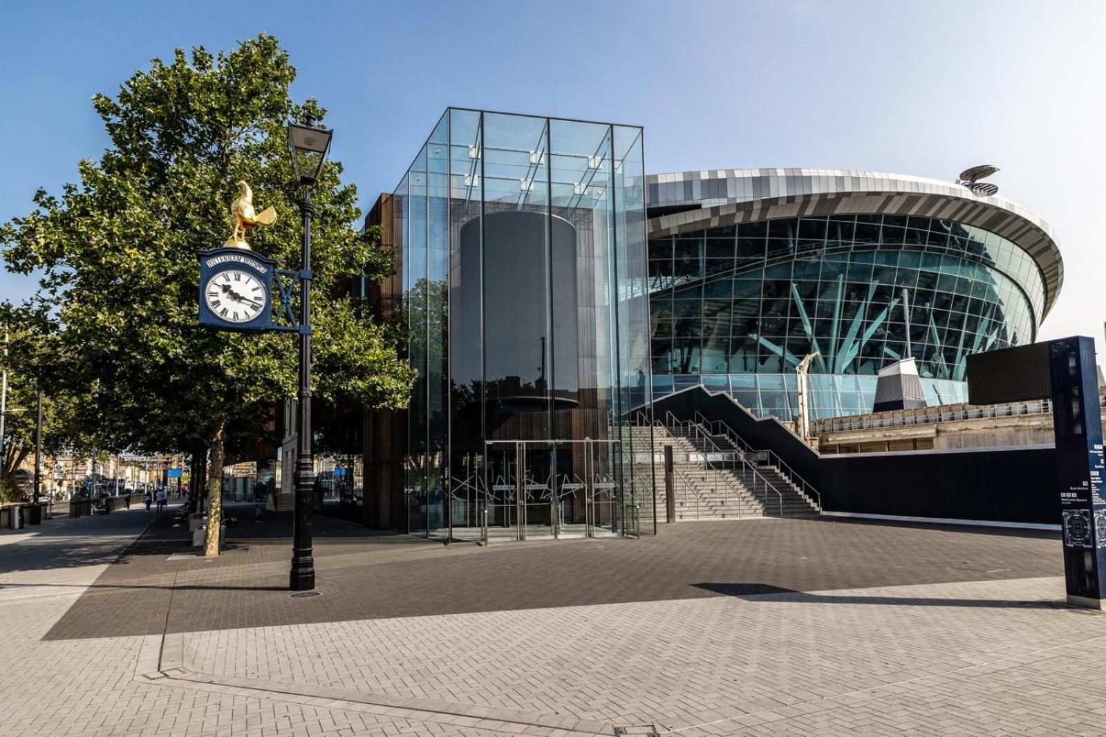 Modern Home With Driveway Parking For 2 Vehicles, Near Tottenham Hotspur Stadium, White Hart Lane Train Station London Exterior foto